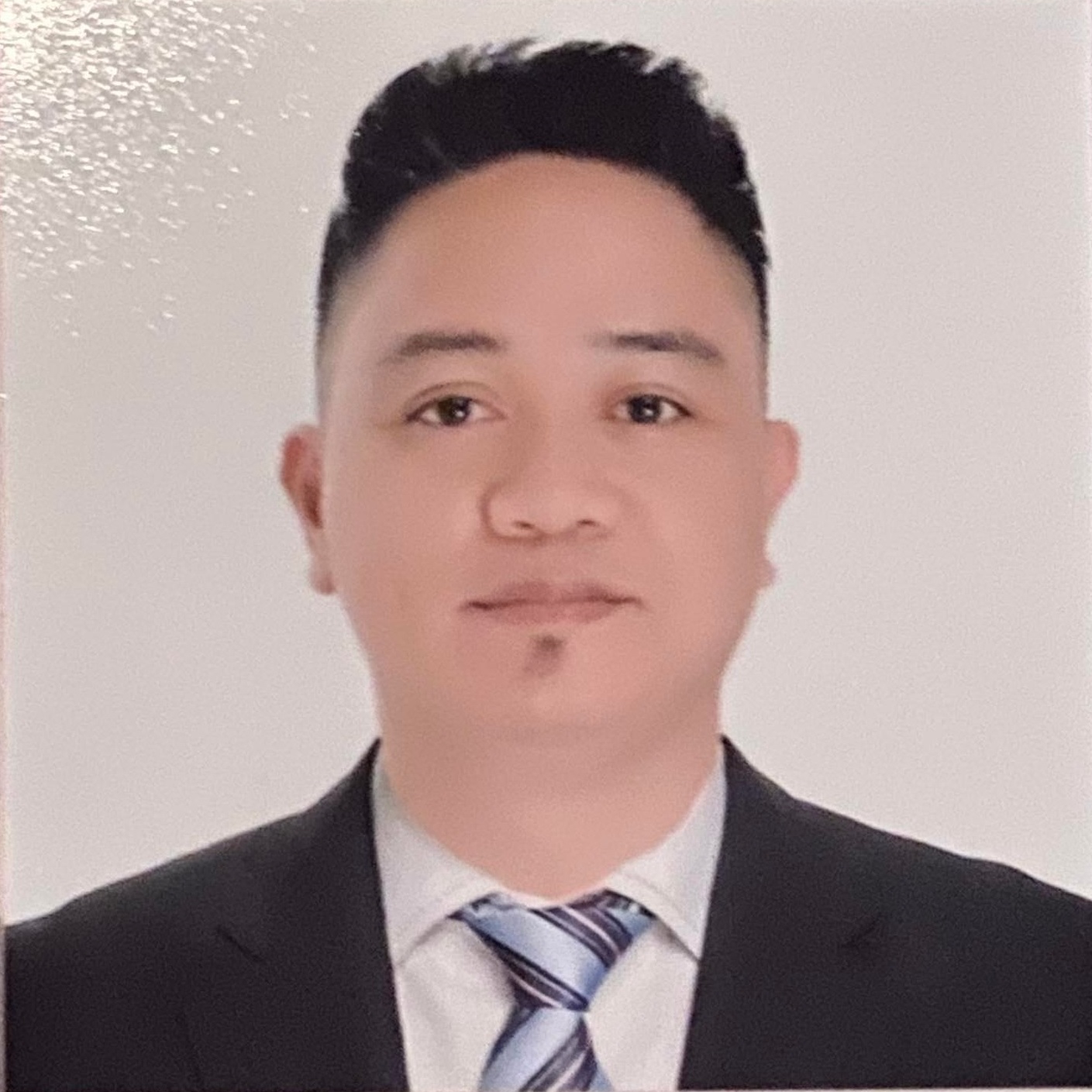 Mark Valenciano